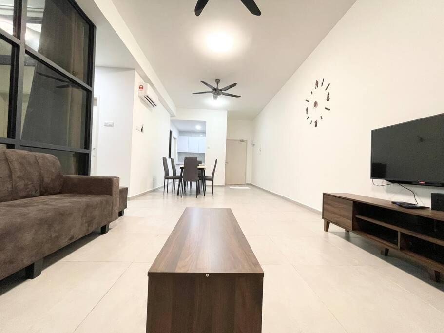 Quartz Near To Jonker Walk With Infinity Pool Cozy 3B2B Malacca Exterior foto