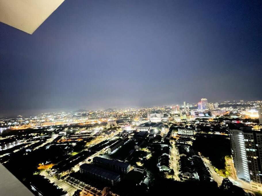 Quartz Near To Jonker Walk With Infinity Pool Cozy 3B2B Malacca Exterior foto